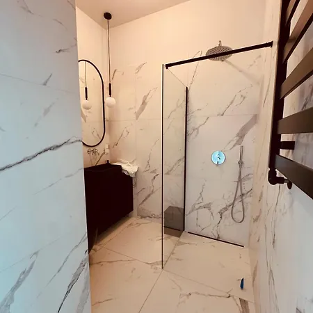 Apartahotel Hanza Tower Level Xv Signature 3*