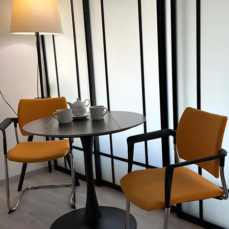Hanza Tower Level Xv Signature Apartmanhotel