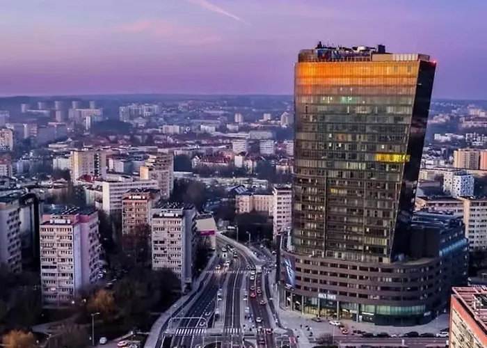 Apartahotel Hanza Tower Level Xv Signature 3*